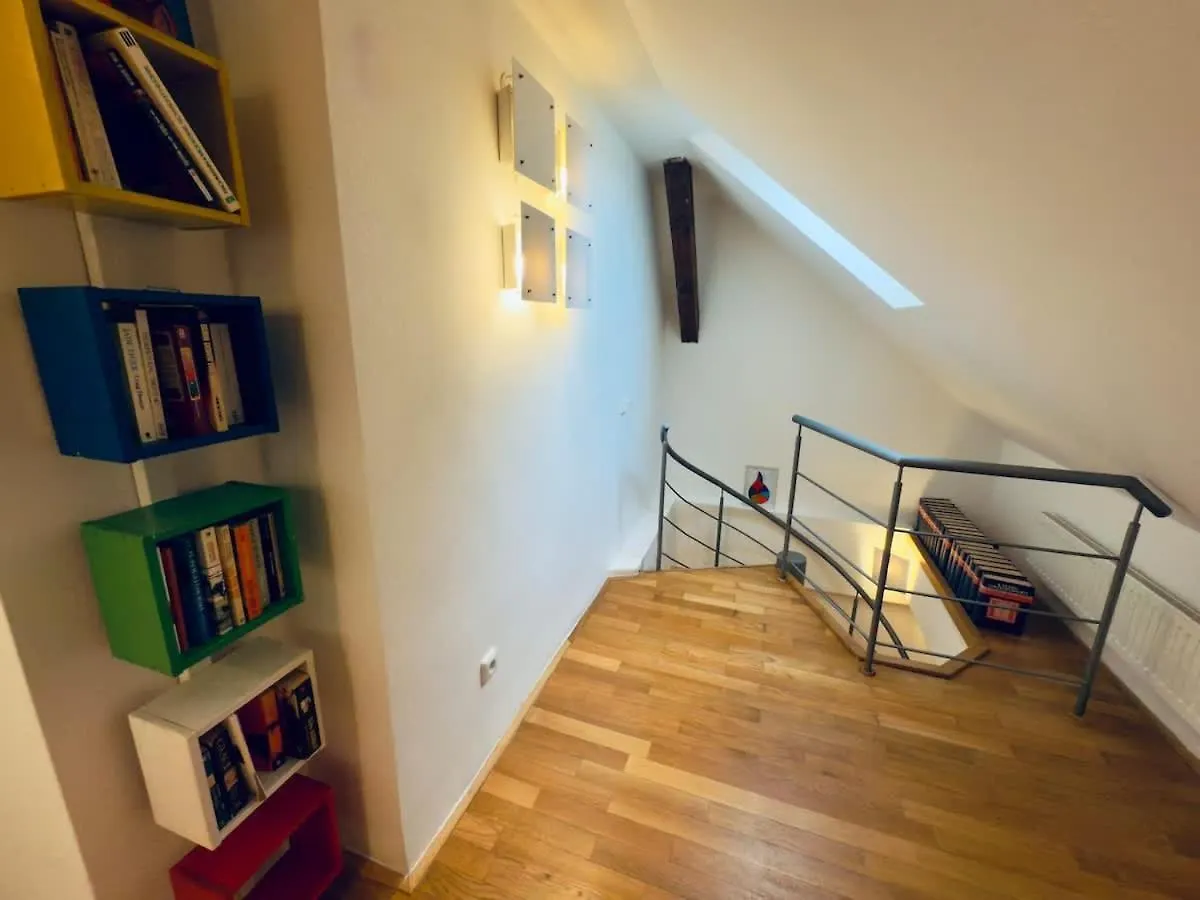 Attic 15 Min To Charles Bridge Lejlighed Prag